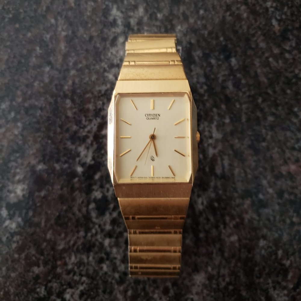 CITIZEN Quartz Vintage Gold Watch *RARE*
